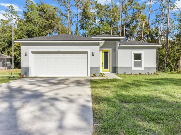 2021 W Alhambra Dr, Citrus Springs, FL 34434
