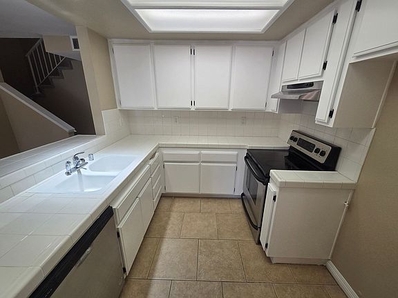3rd image of 1842 E Covina Blvd