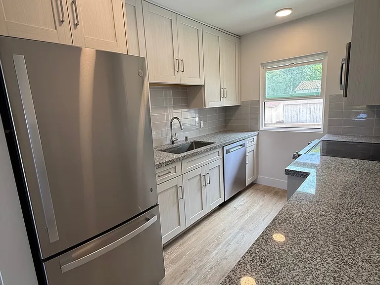 6057 La Jolla Hermosa Ave — Photo 11