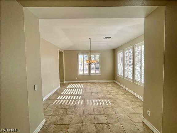 5th image of 5810 Majestic Tide Ave