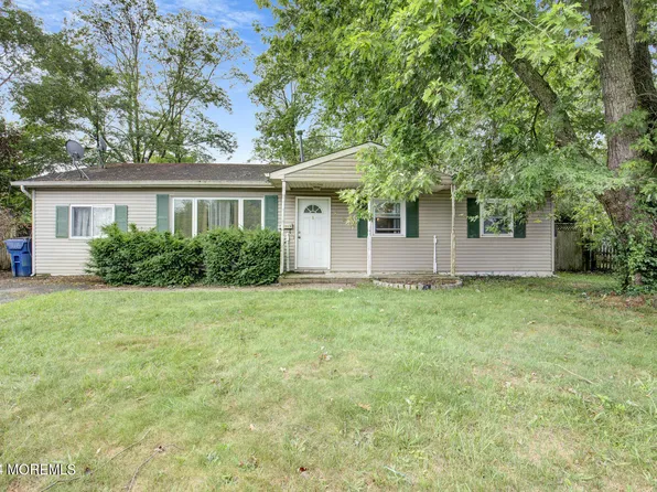 406 Chamberlain Street, Toms River, NJ 08757