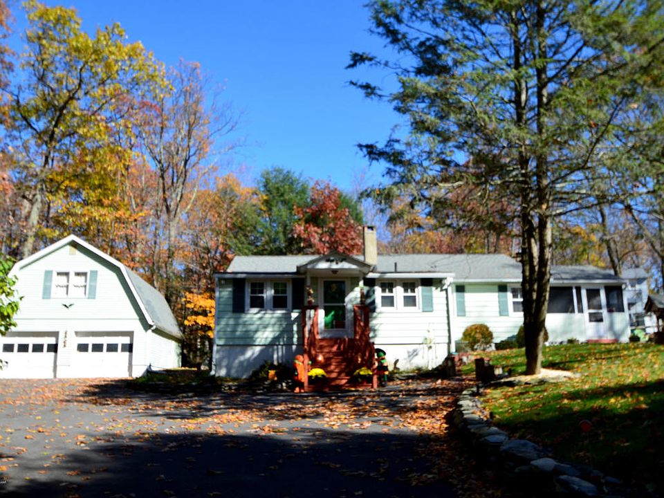 1st image of 3488 Farview Dr