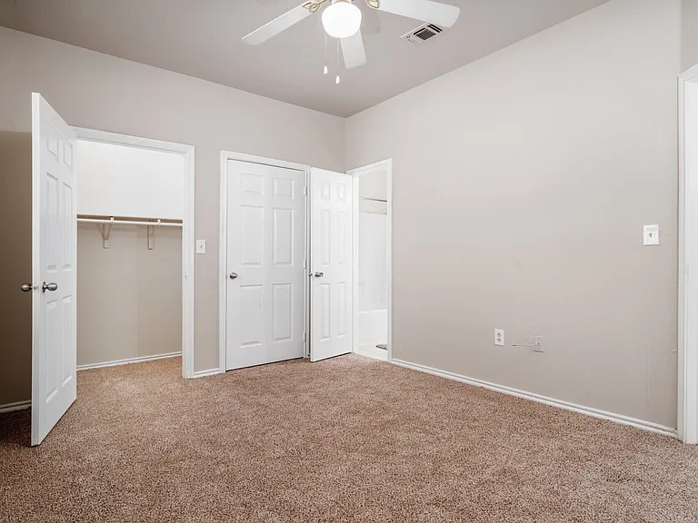 Houston Street Townhomes — Photo 12