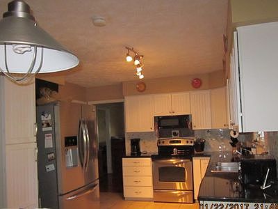 3rd image of 1209 Tanglewood Dr