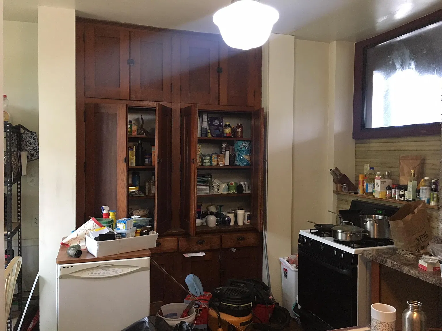 6 bed, 2288 sqft, $3,750 — Photo 4