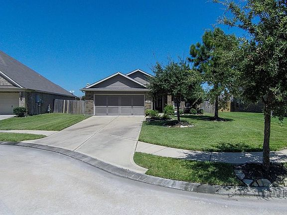 2nd image of 19738 Benbrook Manor Ln