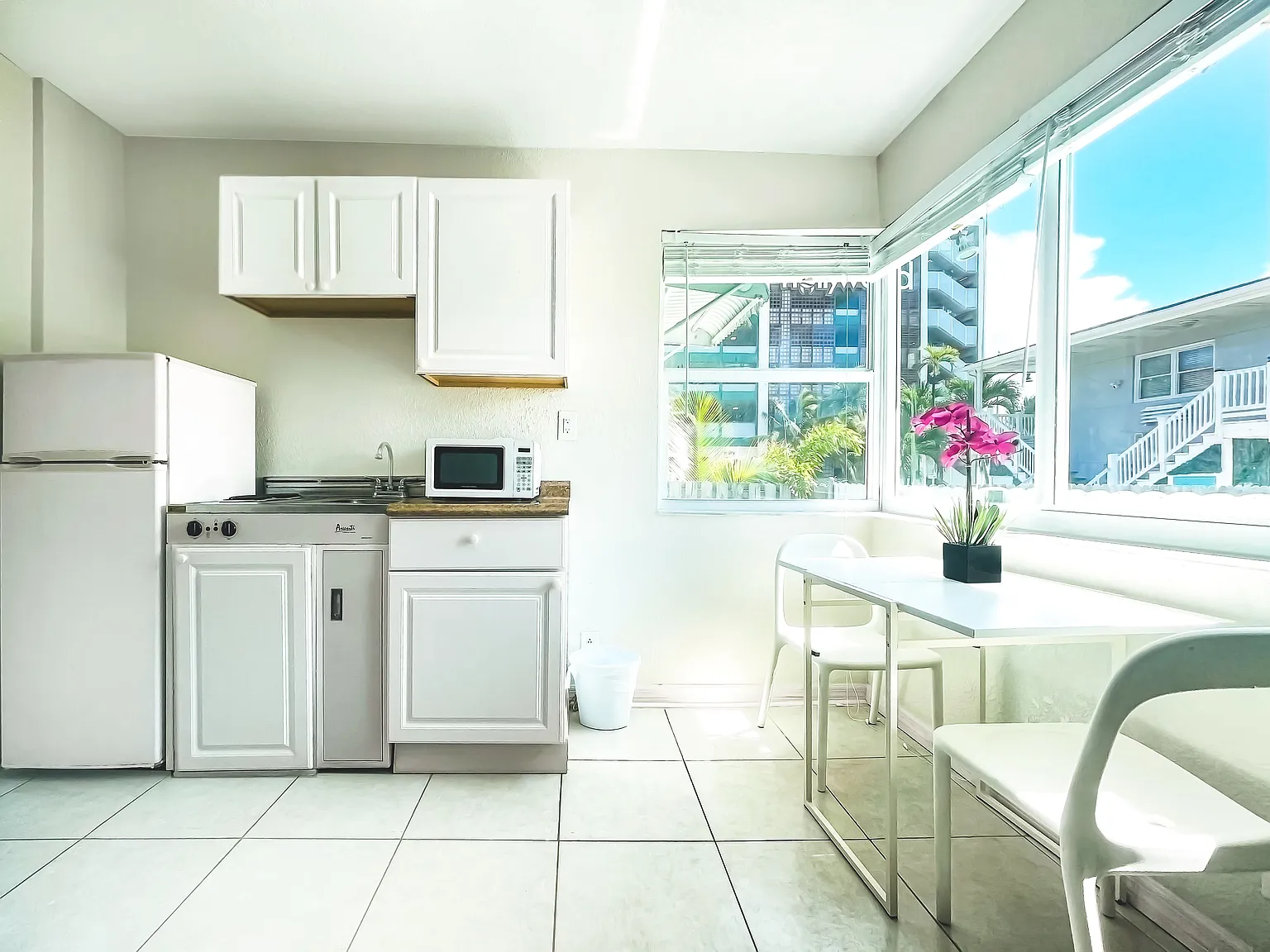 Studio, 425 sqft, $1,480 — Photo 4