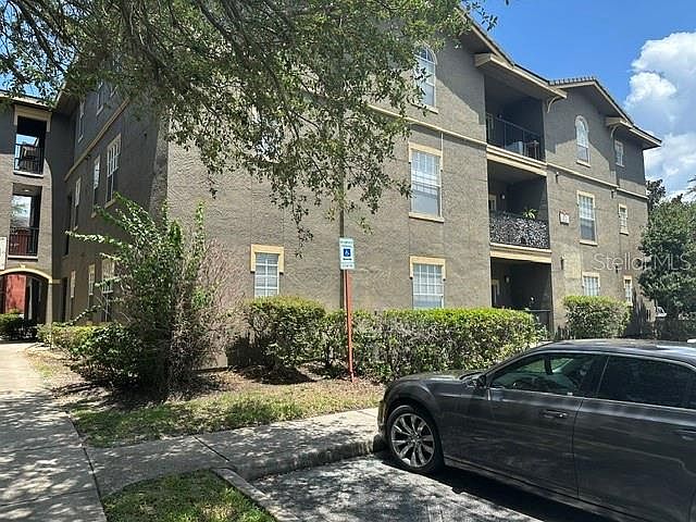 1st image of 102 VISTA VERDI CIRCLE #124