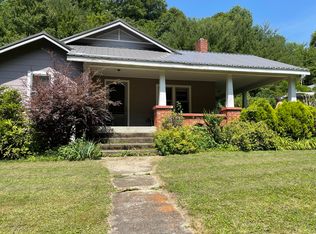 148 Fish Springs Rd, Hampton, TN 37658