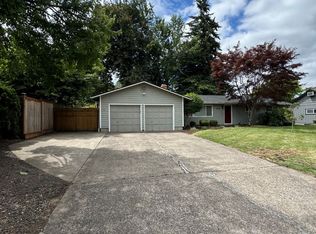 2740 Tulip St, Eugene, OR 97408
