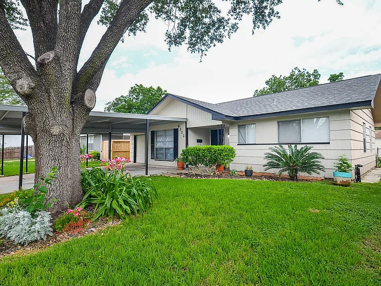 6322 Clemson St — Photo 3