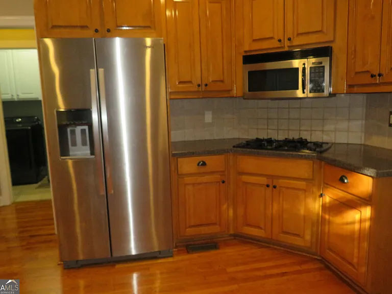 2205 Crescent Walk — Photo 24