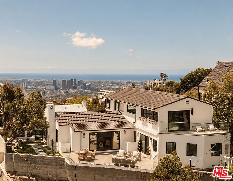 1st image of 8921 Appian Way