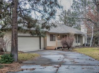 2832 NW Golf Course Dr S, Bend, OR 97703