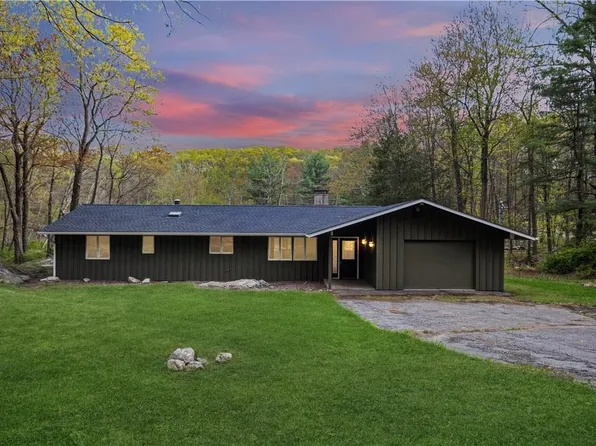 2 Partridge Hill Court, Carmel, NY 10512