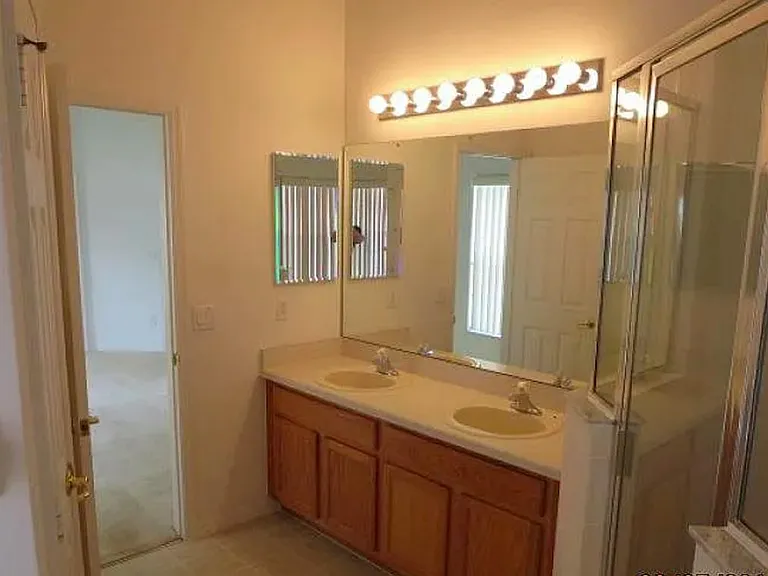 9843 Doriath Cir — Photo 13