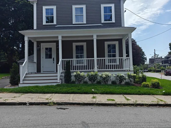 27 Park St, Maynard, MA