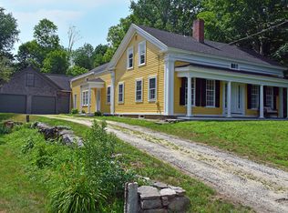 30 S Main St, Petersham, MA 01366