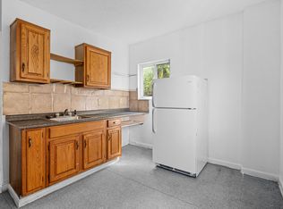 740 Fern St APT 3, Akron, OH 44307