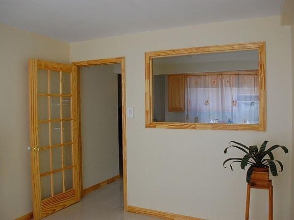 4th image of 3267 38th St APT 1