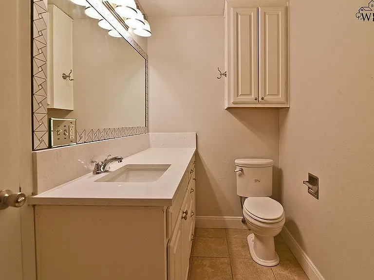 2607 Chase Dr — Photo 22