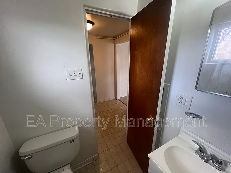 202 San Pablo St SE #B — Photo 20