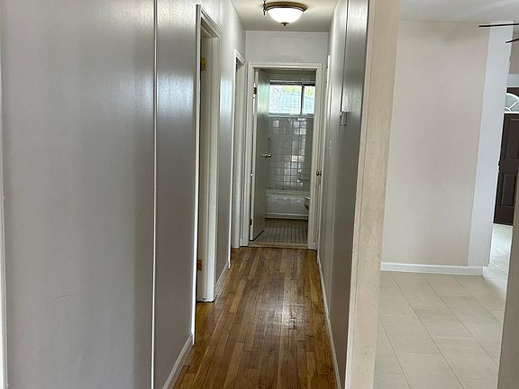 3rd image of 8323 Essex Ave