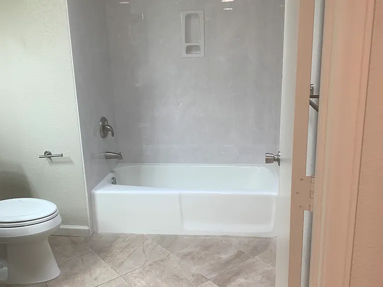 2 Bedroom in a Quiet Foothills Triplex — Photo 6