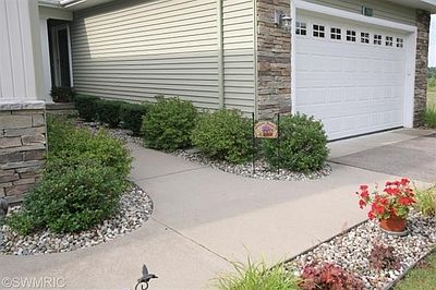 3rd image of 2114 Petoskey Dr