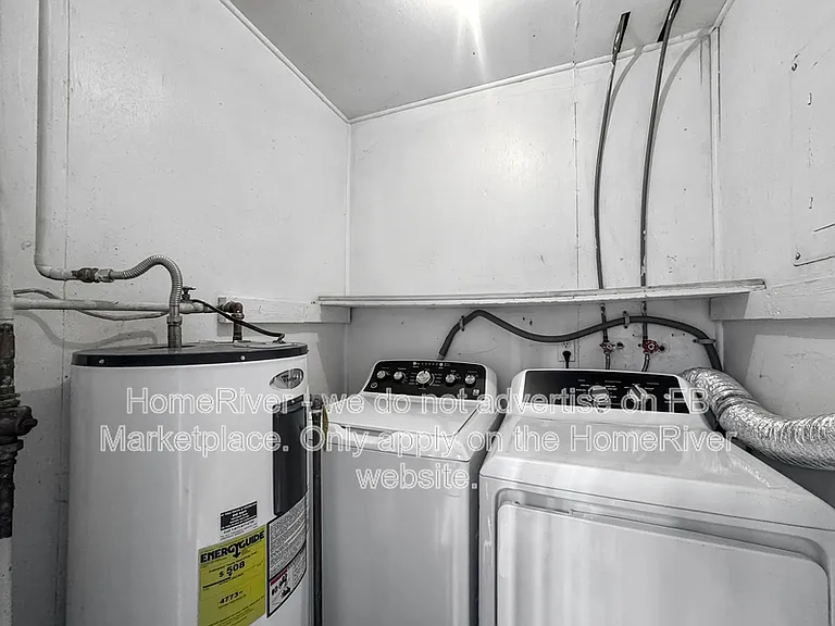 338 Crafton St #3 — Photo 13