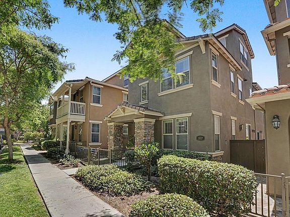 3rd image of 1817 Olive Green St