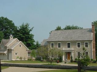 301 Sasco Hill Rd, Fairfield, CT 06430