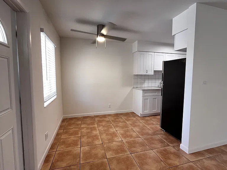 1440 Miami Rd — Photo 15