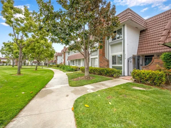 6618 Southampton Dr, Cypress, CA 90630
