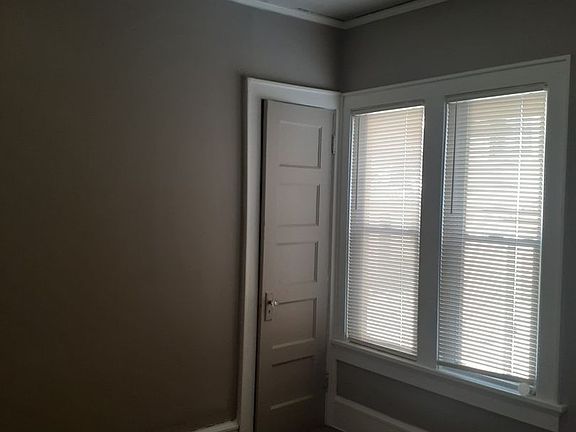 3rd image of 2507 N 41st St #2507