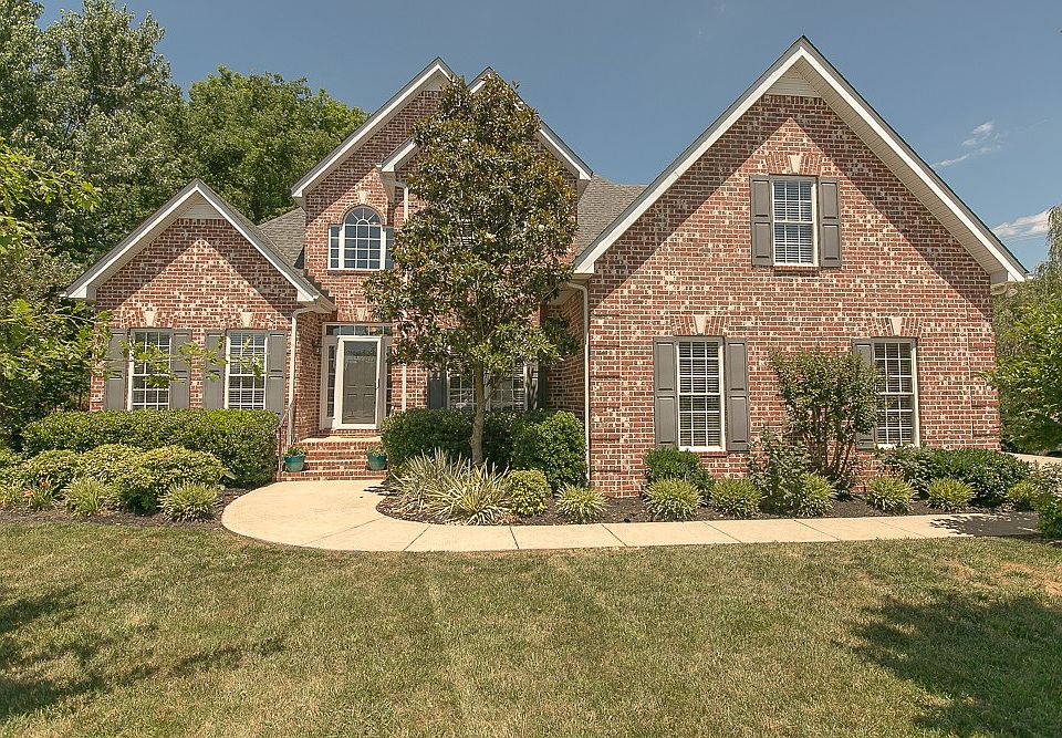 1st image of 1704 Fallen Acorn Ct