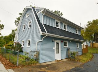 7 Forest Rd, East Rochester, NY 14445