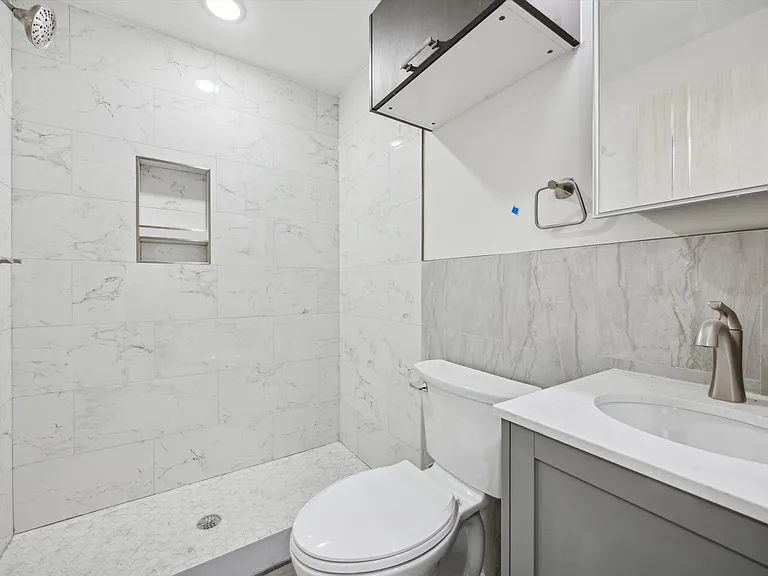 3729 Lancaster Ave #400 — Photo 7