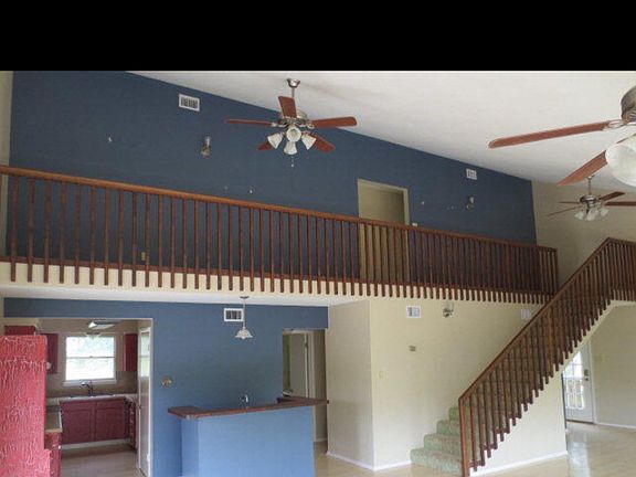 4th image of 465 Guadalupe River Dr