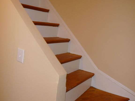 5th image of 819 W 47th St