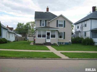 227 2nd Ave S, Clinton, IA 52732