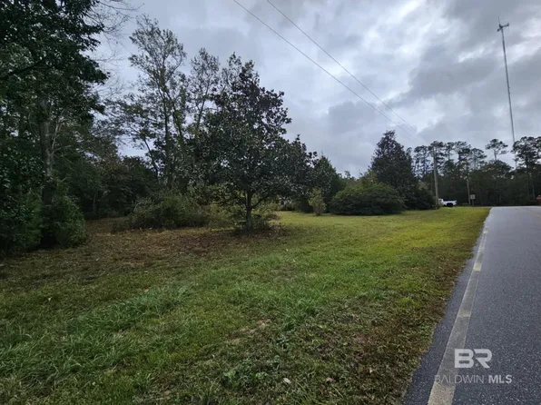 24579 Patterson Rd, Robertsdale, AL 36567