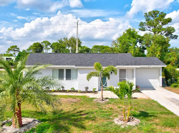 2041 SE Rainier Road, Port St Lucie, FL 34952