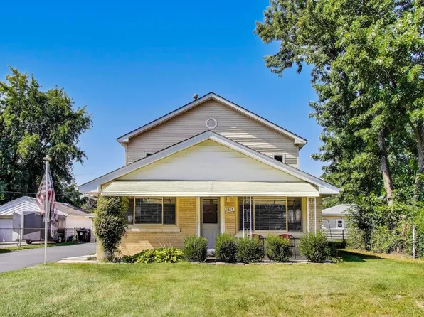 7808 S 78th Ct, Bridgeview, IL 60455