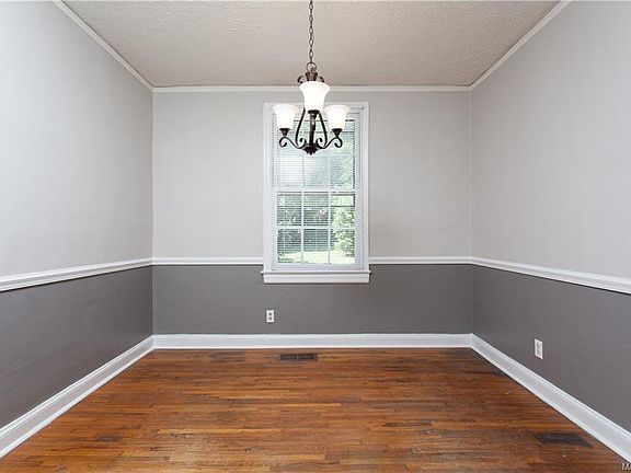 4th image of 112 Oak Forest Dr