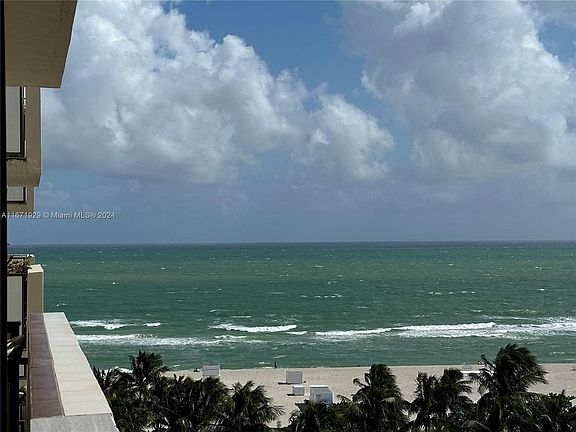 4th image of 1623 Collins Ave APT 912