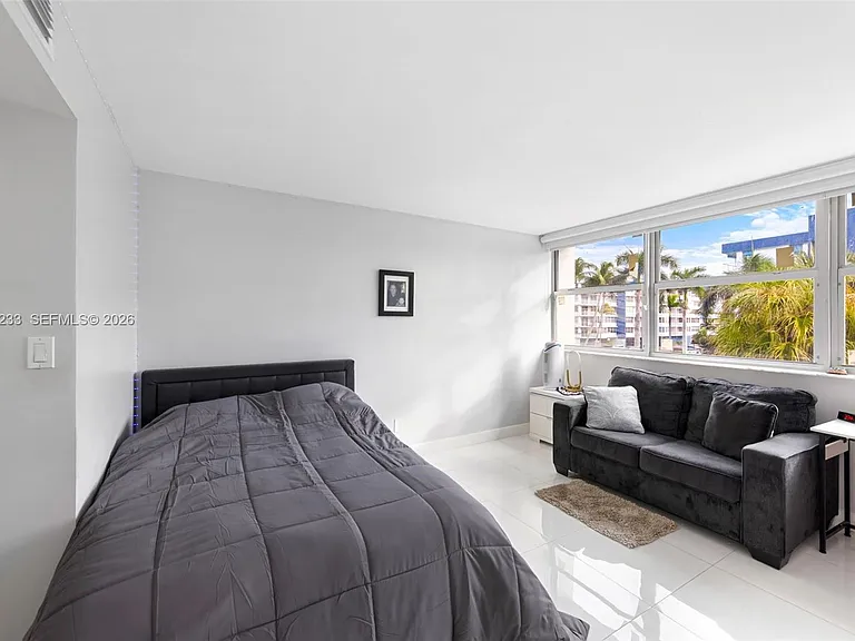 16546 NE 26th Ave #3J — Photo 24