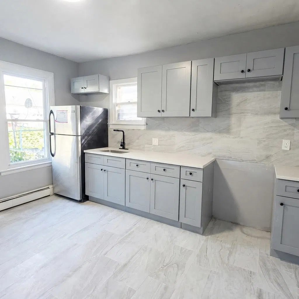 6 bed, 2970 sqft, $3,500 — Photo 4