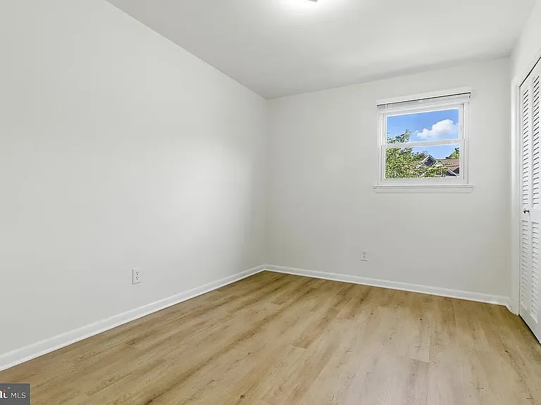 6407 Kirby Rd — Photo 25