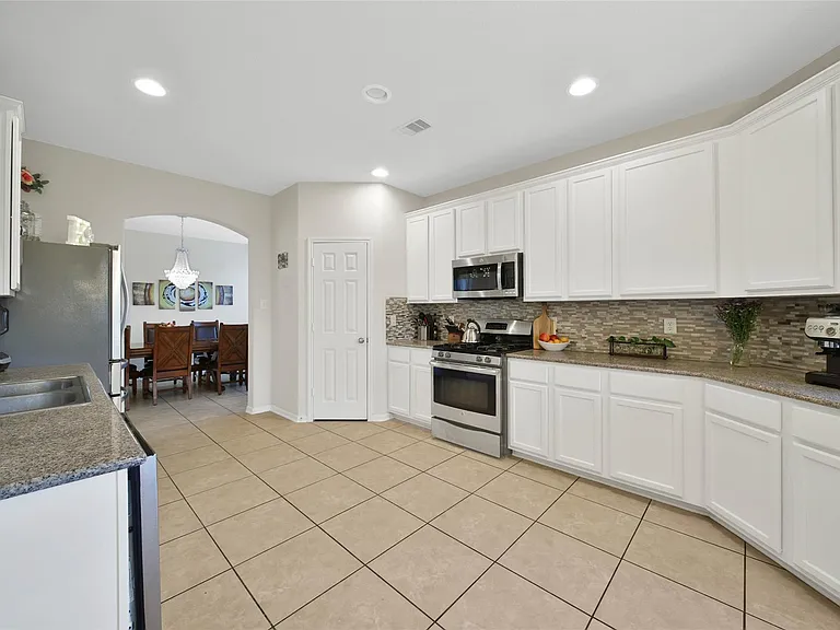 4010 Duneberry Trl — Photo 13